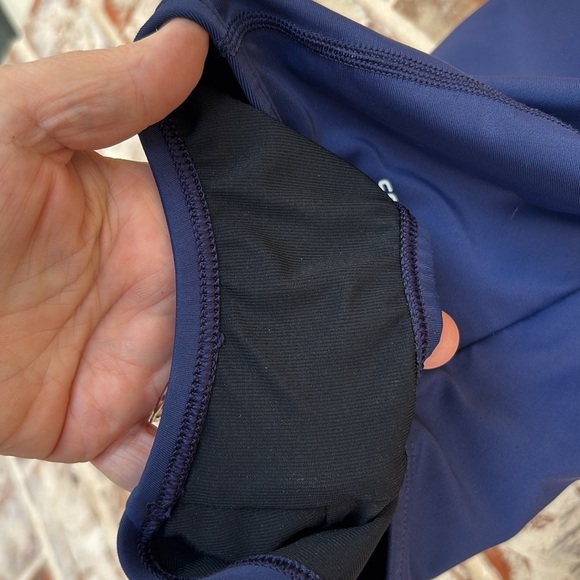 Speedo Women's Dark Blue One Piece Swimsuit - Picture 4 of 11